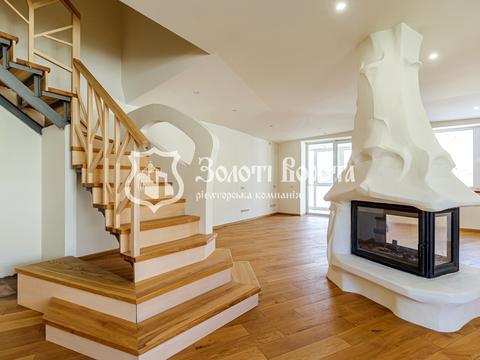 квартира за адресою Академіка Лебедєва вул., 1