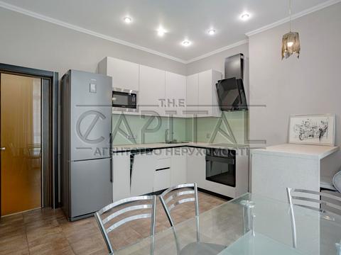 квартира за адресою Київ, Андрія Верхогляда вул. (Михайла Драгомирова), 12