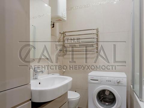 квартира за адресою Київ, Андрія Верхогляда вул. (Михайла Драгомирова), 12