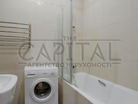 квартира за адресою Київ, Андрія Верхогляда вул. (Михайла Драгомирова), 12