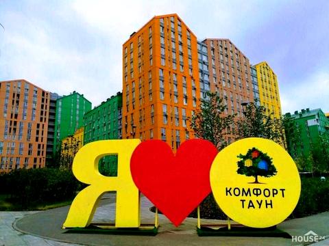 квартира за адресою Регенераторна вул., 4 к5