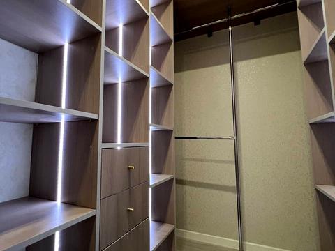 квартира за адресою Краснова вул., 1-В