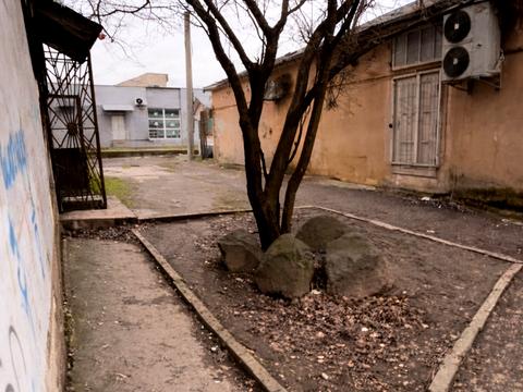 коммерческая по адресу Павла Чубинського ул. (Александра Бородина), 14