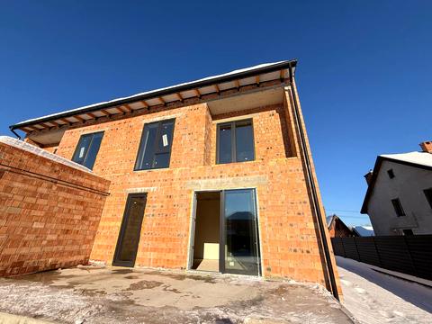 будинок за адресою Геологів