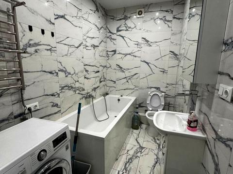 квартира за адресою Машинобудівників вул., 16