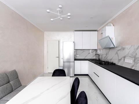 квартира за адресою Залізнична вул., 3