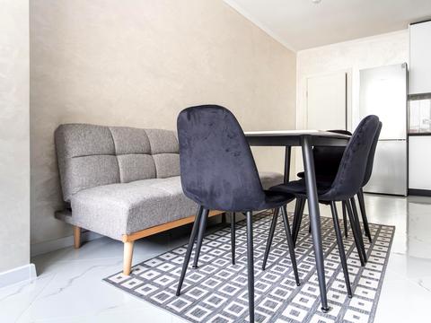 квартира за адресою Залізнична вул., 3