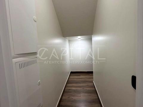 будинок за адресою с. Петропавлівська Борщагівка, Каштанова вул.