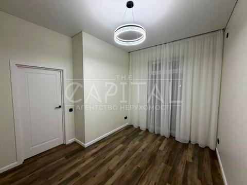 будинок за адресою с. Петропавлівська Борщагівка, Каштанова вул.