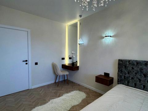 квартира по адресу Свободи ул., 12а