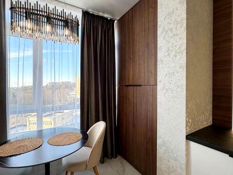 квартира по адресу Свободи ул., 12а