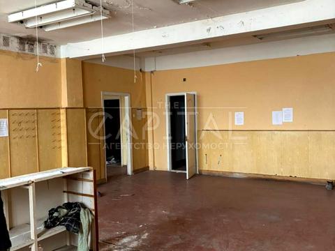 комерційна за адресою Київ, Миколи Василенка вул., 18