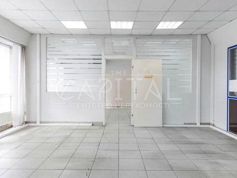 комерційна за адресою Березняківська вул., 29