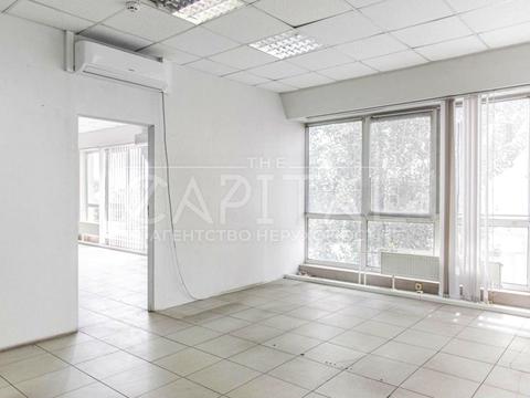 комерційна за адресою Березняківська вул., 29