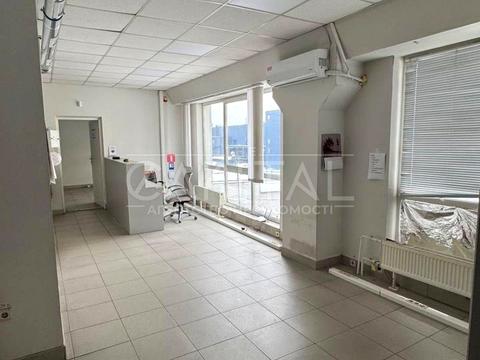 комерційна за адресою Березняківська вул., 29