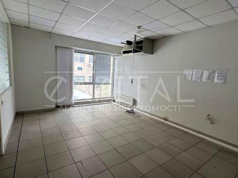 комерційна за адресою Березняківська вул., 29
