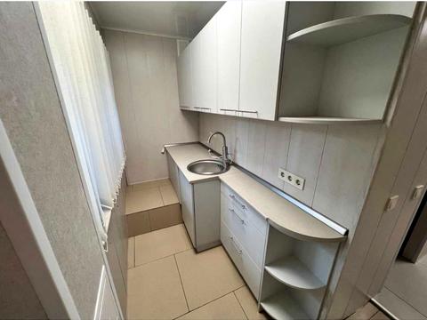 комерційна за адресою Кирилівська вул. (Фрунзе), 116-А