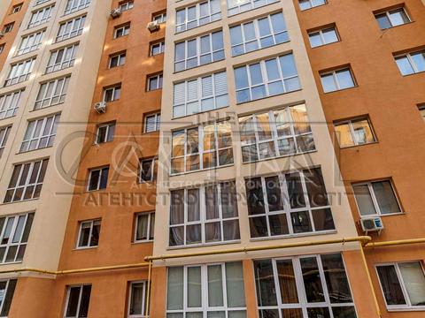 комерційна за адресою Свободи вул., 26/20