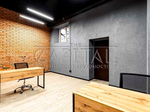 комерційна за адресою Свободи вул., 26/20