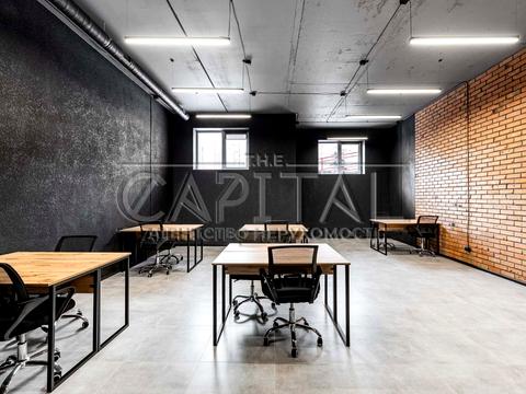 комерційна за адресою Свободи вул., 26/20