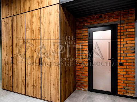 комерційна за адресою Свободи вул., 26/20