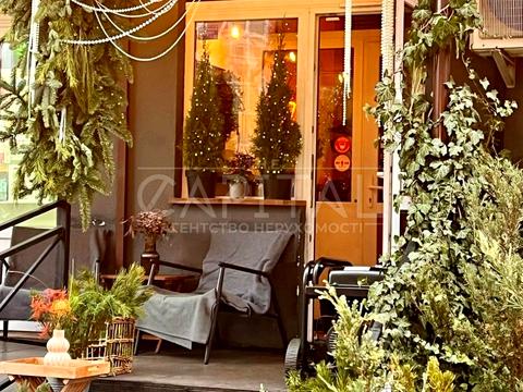 комерційна за адресою Драгоманова вул., 2-А