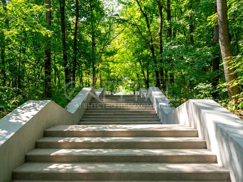 комерційна за адресою Санаторна, 72