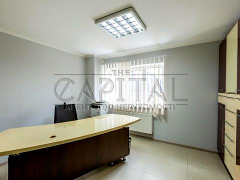 коммерческая по адресу Черновола ул., 39