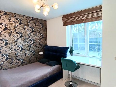 будинок за адресою пров.Революціі