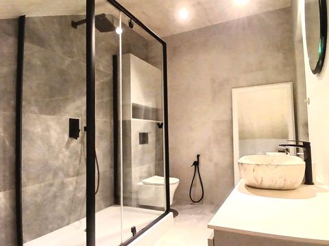 будинок за адресою пров.Революціі