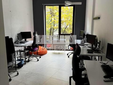 комерційна за адресою Василя Тютюнника вул. (Анрі Барбюса), 28-А