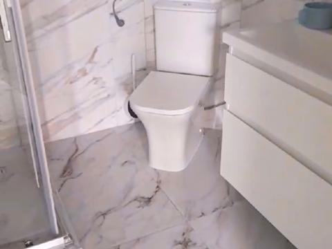 комерційна за адресою Владислава Бувалкіна вул., 60-Б