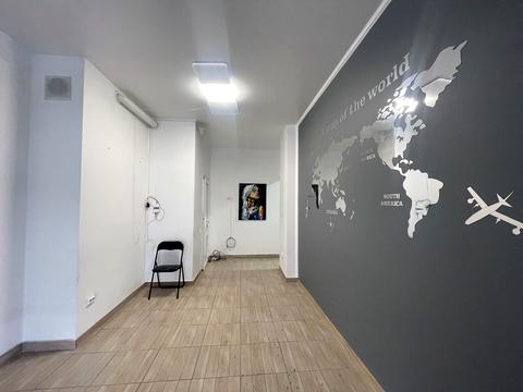 комерційна за адресою Садова вул., 6