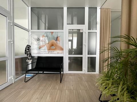 комерційна за адресою Садова вул., 6