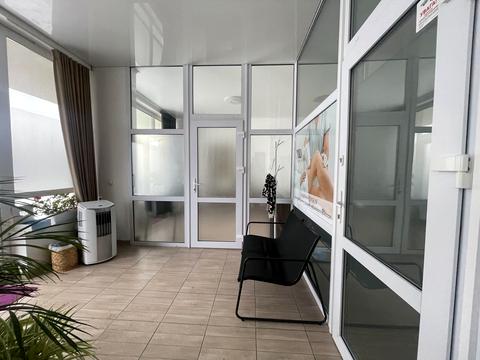 комерційна за адресою Садова вул., 6