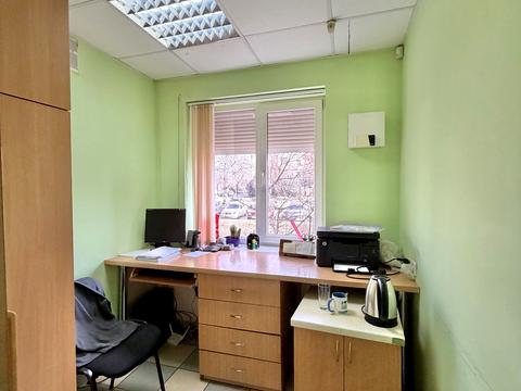 комерційна за адресою Свято-Миколаївська вул. (Леніна), 28