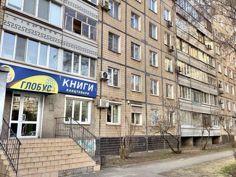 комерційна за адресою Свято-Миколаївська вул. (Леніна), 28