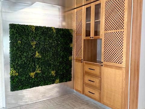 комерційна за адресою Щаслива вул., 11