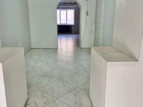 комерційна за адресою Соборності вул. (Косіора), 7