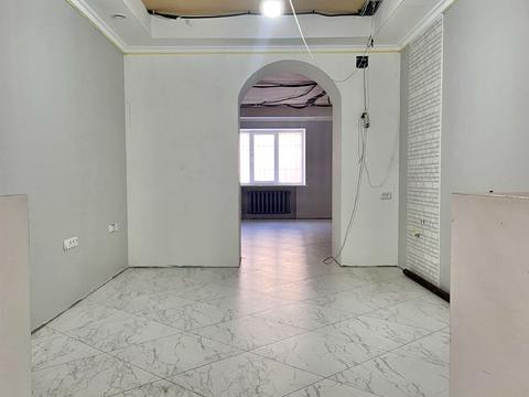 комерційна за адресою Соборності вул. (Косіора), 7