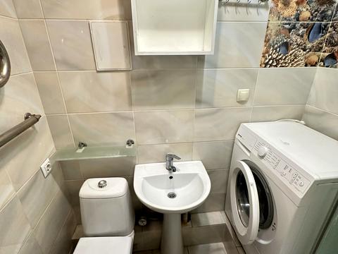 квартира за адресою Василя Грунтенка вул. (Вознюка), 3