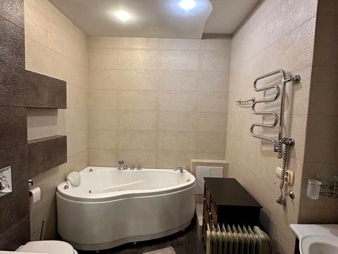 квартира по адресу Урловская ул., 11/44