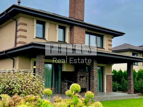 будинок за адресою Вишнева вул.