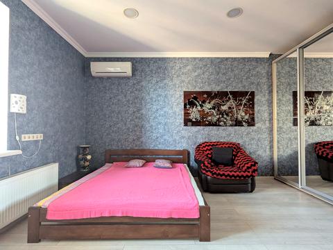 квартира за адресою Добровольців вул. (Маршала Говорова), 8