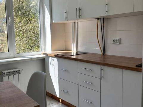 квартира за адресою Космонавтів просп., 66