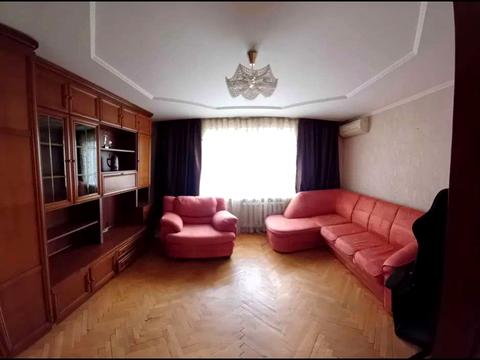 квартира за адресою Новопирогівська вул., 25