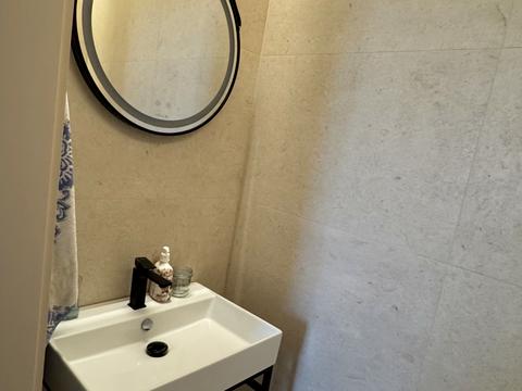 квартира за адресою Київ, Дніпровська набережна вул., 20-Б