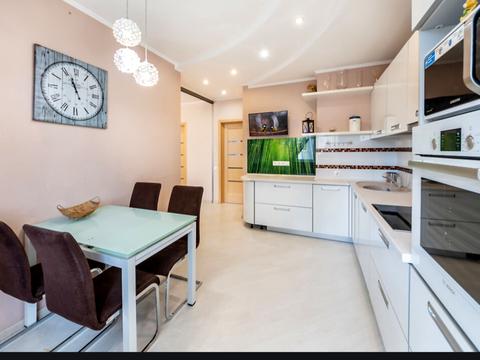 квартира по адресу Феодосийская ул., 1