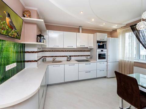 квартира по адресу Феодосийская ул., 1