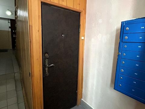 комерційна за адресою Інститутська вул., 19-В